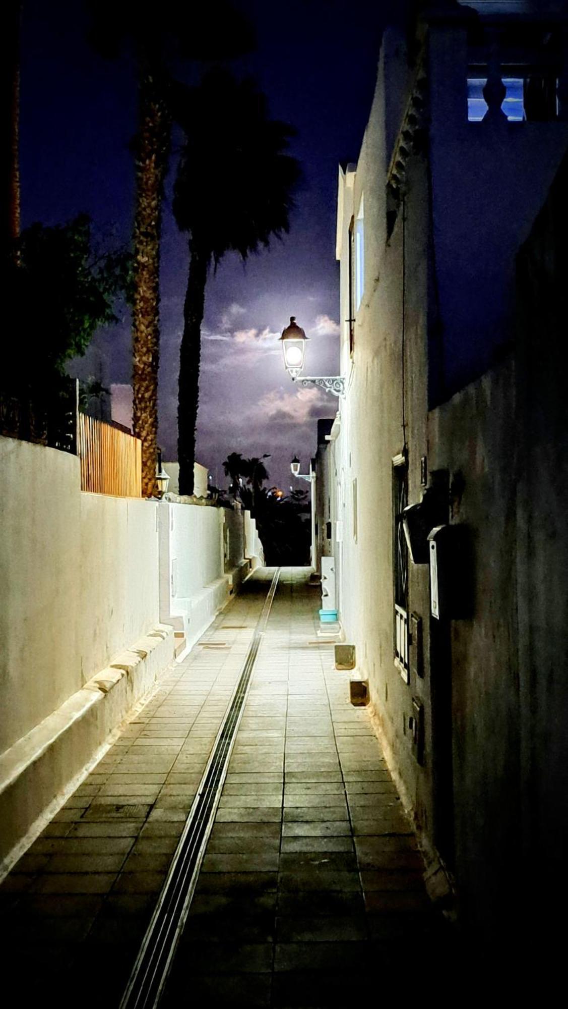 Cozy And Sunny Apartment Over The Rooftops Puerto del Carmen  Exterior foto